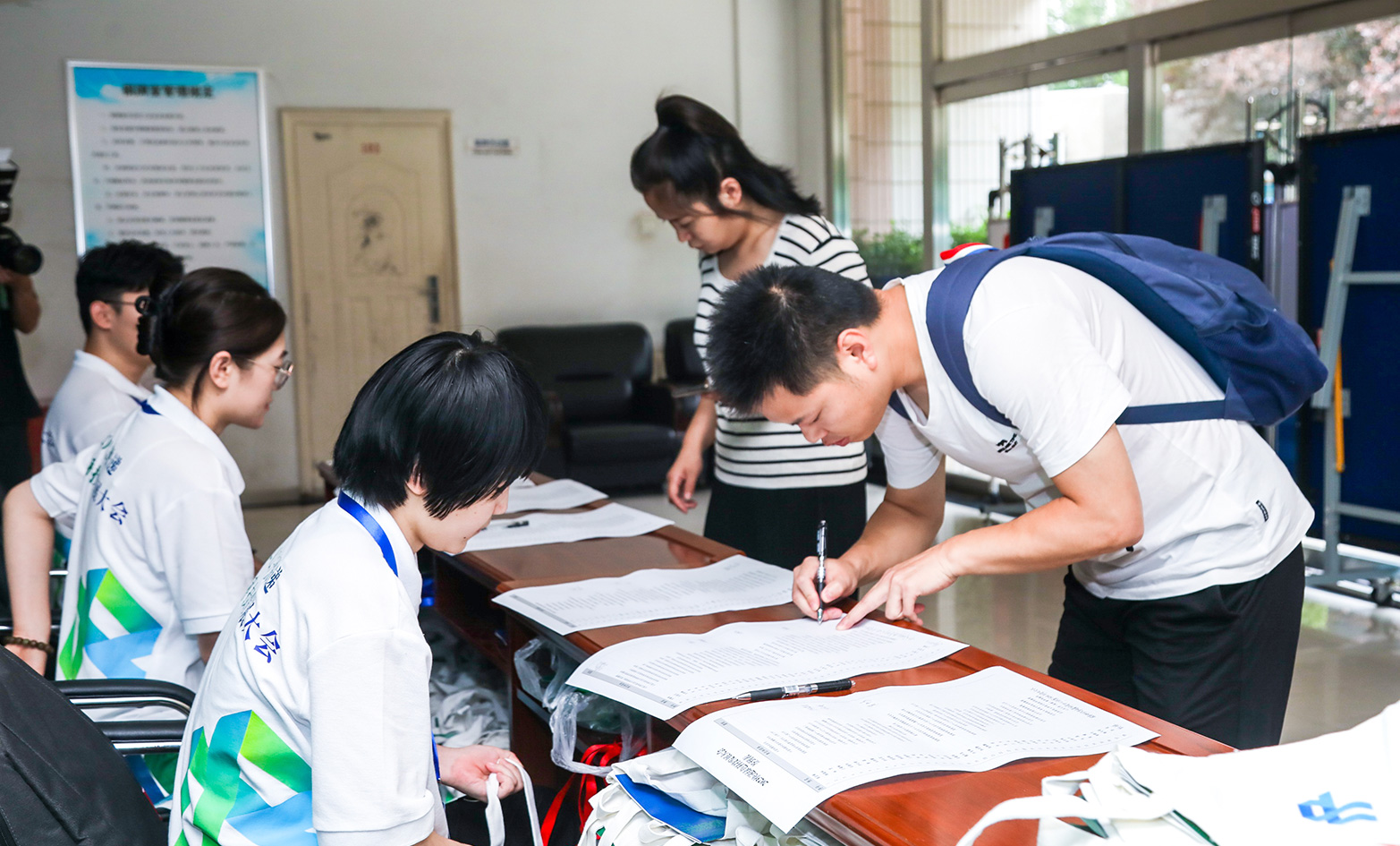 绿色发展大会2.jpg 绿色发展大会2.jpg